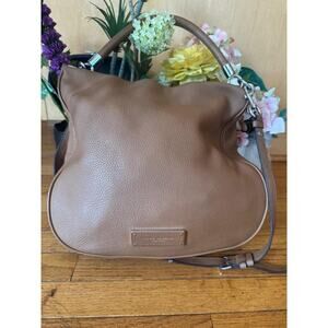 Marc Jacobs Hillier camel beige hobo bag purse (210